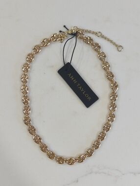 Ann Taylor Gold Chunky Link Necklace